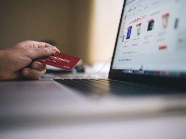 Умный виджет для сайта: как AI меняет захват заявок в e-commerce