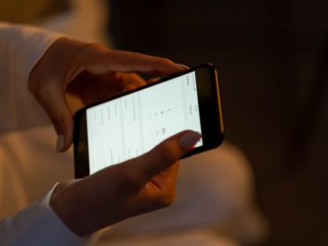 Продвижение мобильных приложений в Google Play и App Store.  Краткая пошаговая инструкция по реализации ASO.